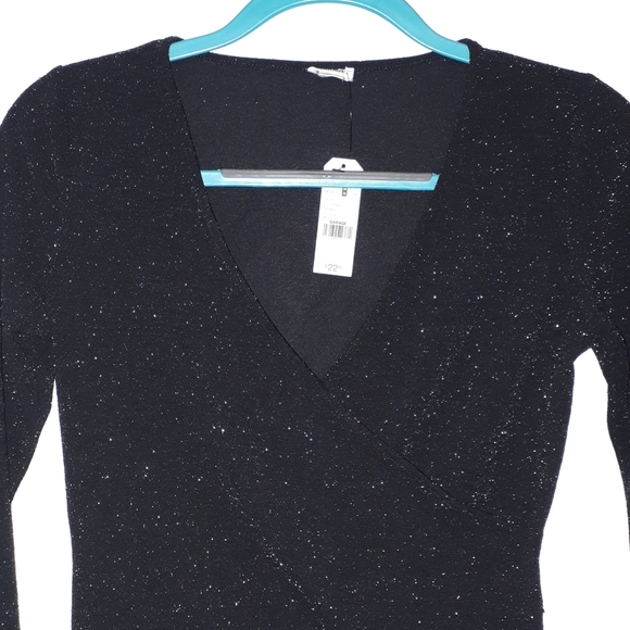 Sparkling blouse ‼️ (3/$25) - Picture 6 of 6